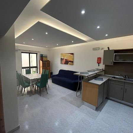 No 6 Poseidon Apartment Saint Julian's 외부 사진
